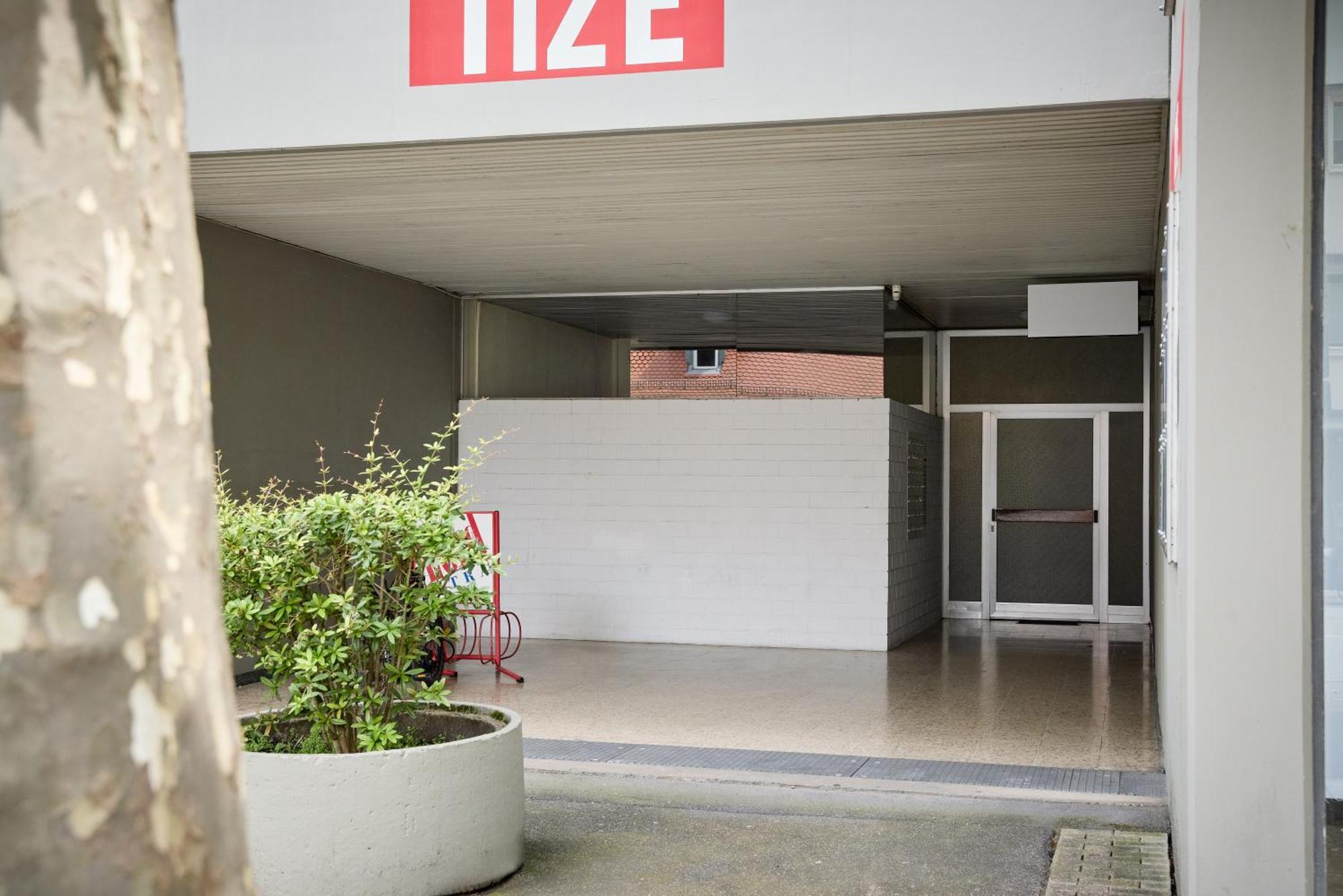 Idee Living: Penthouse Apartment Mit Parkplatz Weinheim Exterior foto